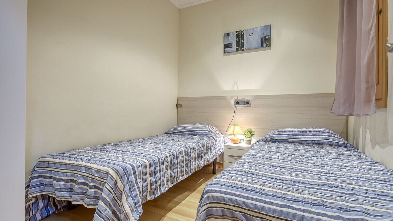 Photo of Bedroom in Roses Town Center