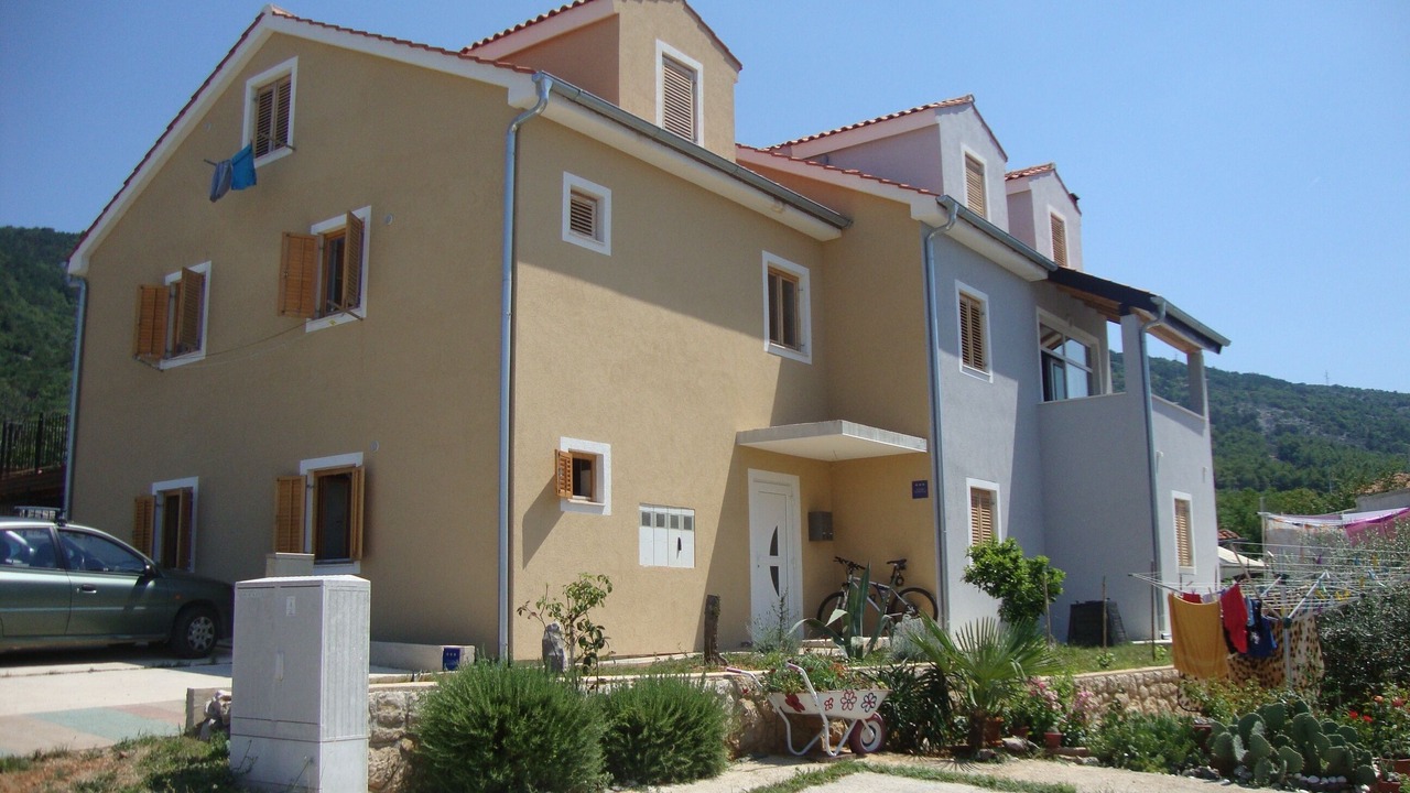 Photo of Outdoor in Cres