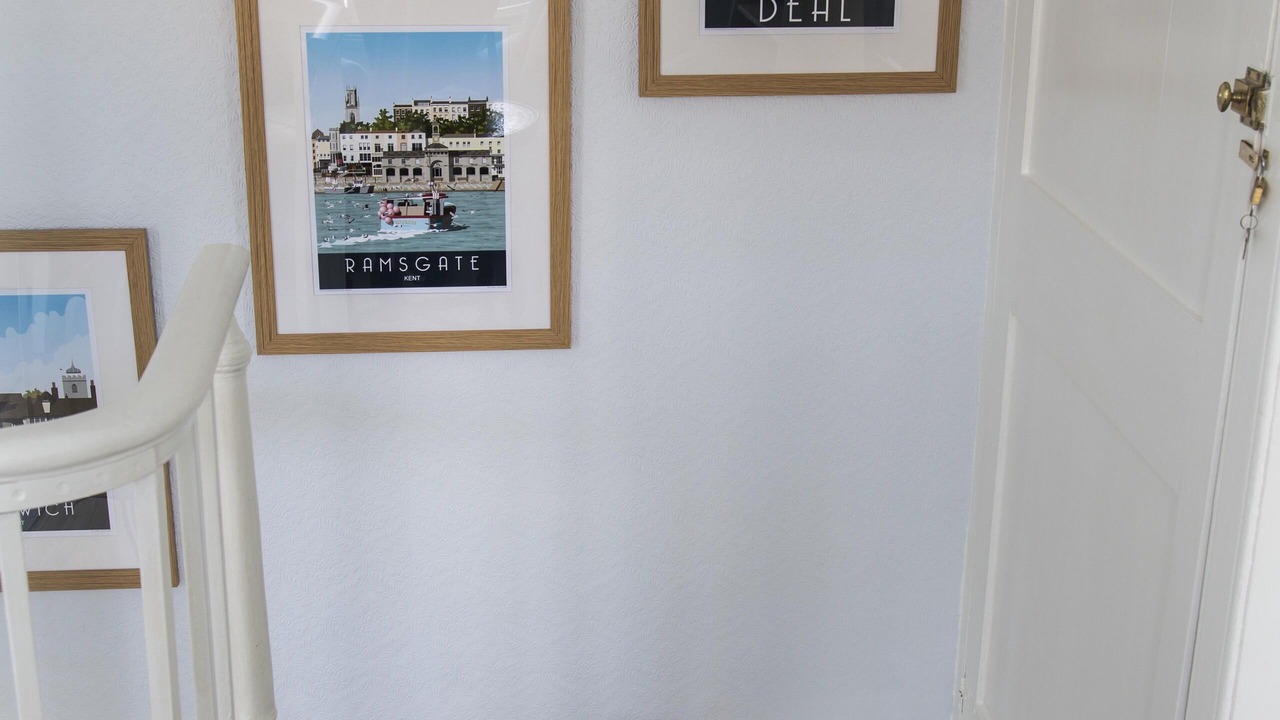 Photo of Others in Sandwich