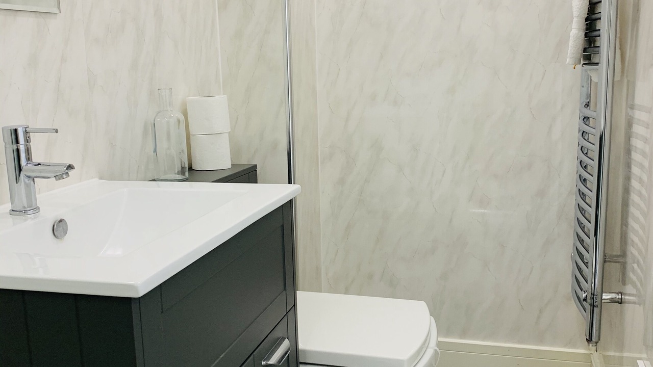 Photo of Bathroom in Uxbridge South