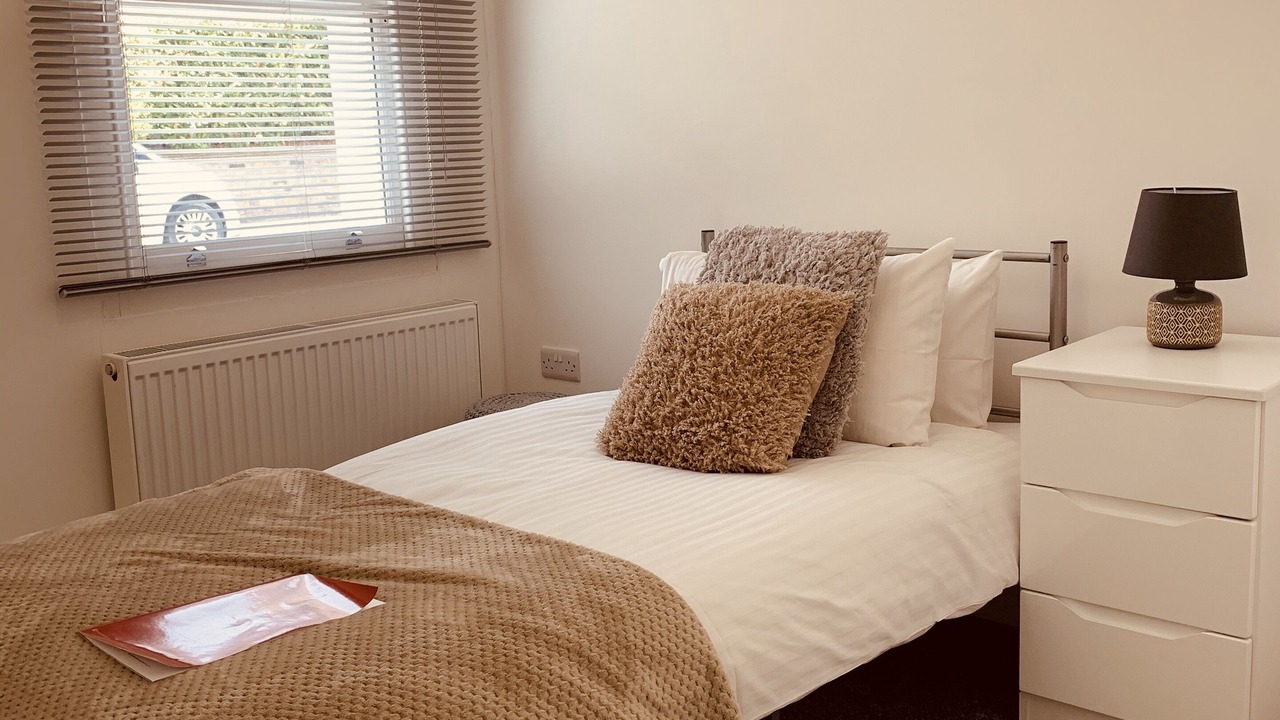 Photo of Bedroom in Uxbridge South