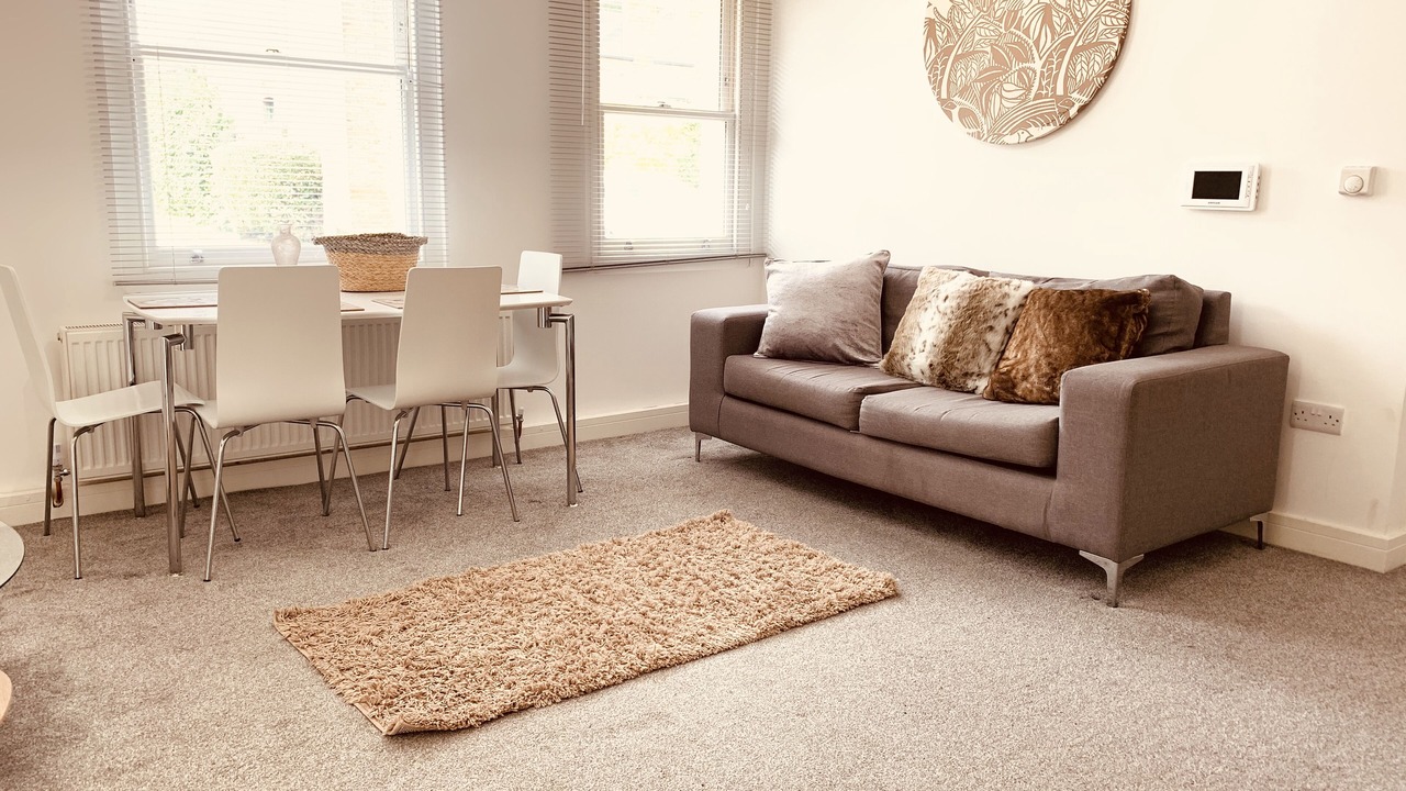 Photo of Livingroom in Uxbridge South