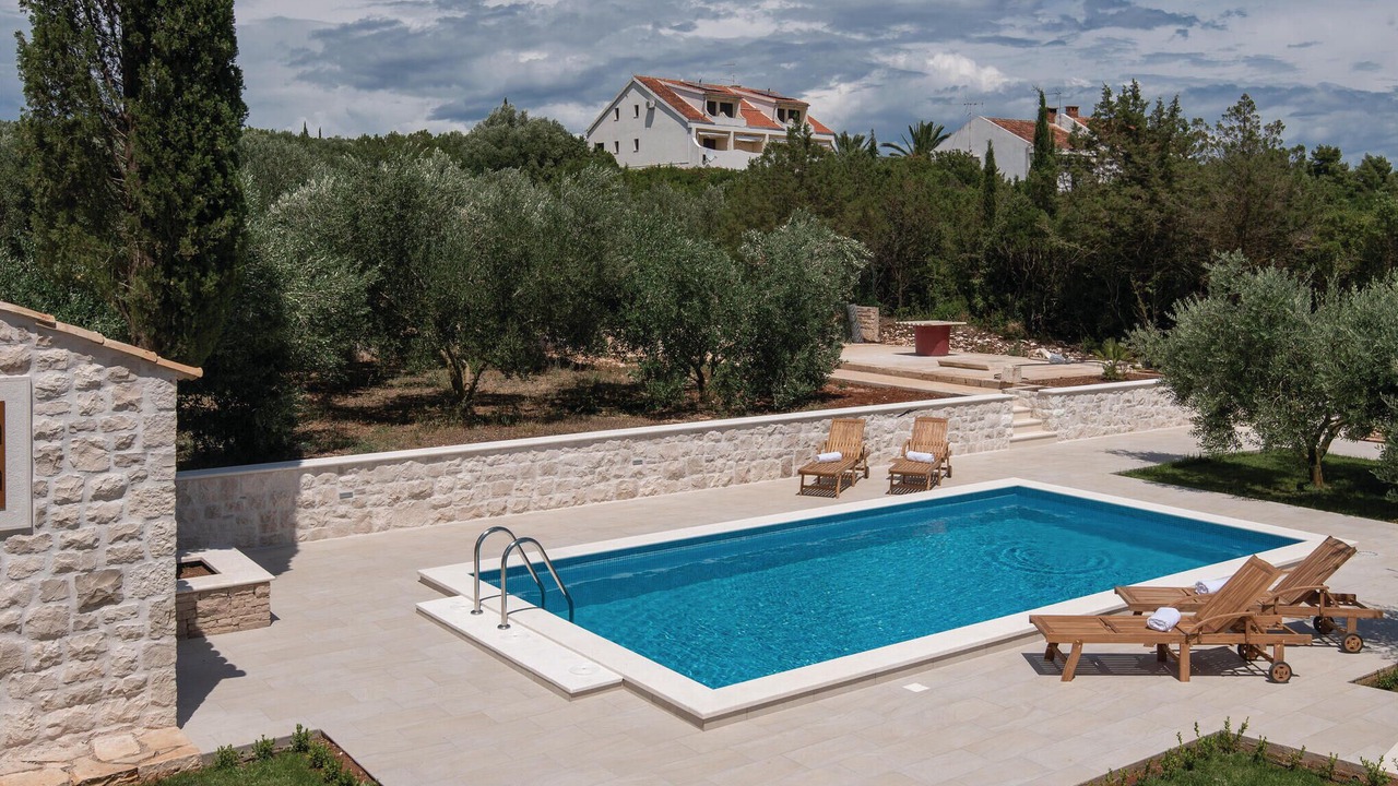 Photo of Outdoor in Loviste