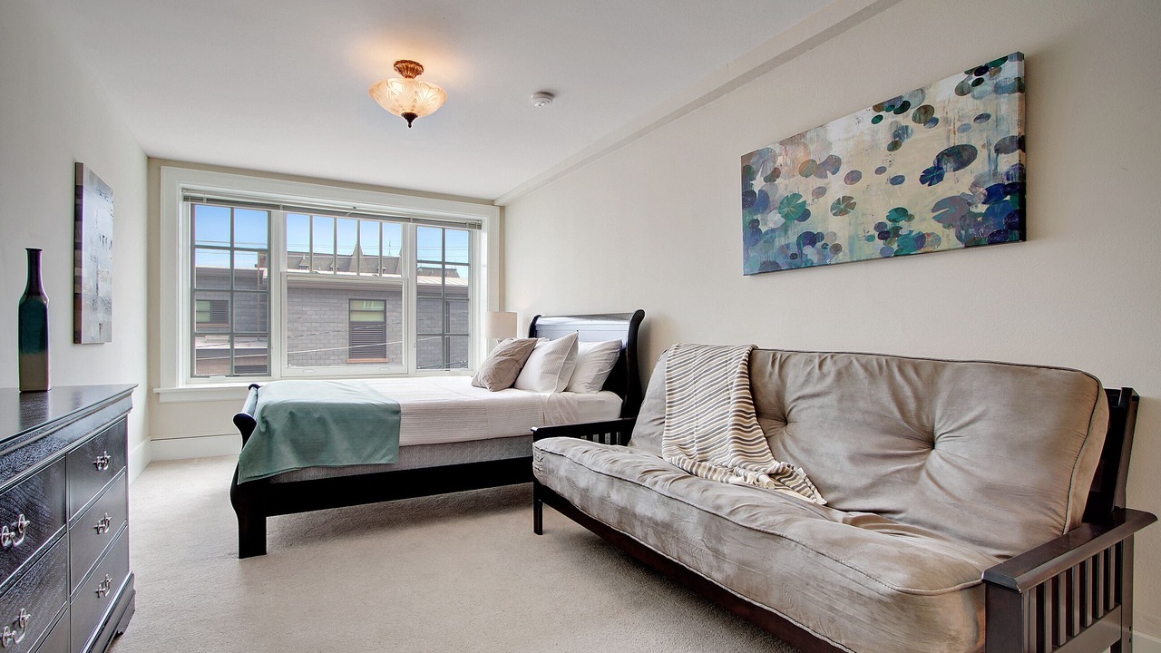 Photo of Others in Stadium District