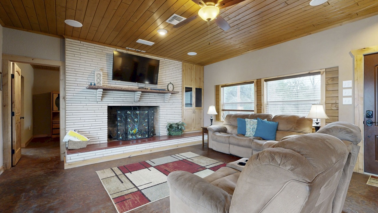 Photo of Livingroom in Burnet