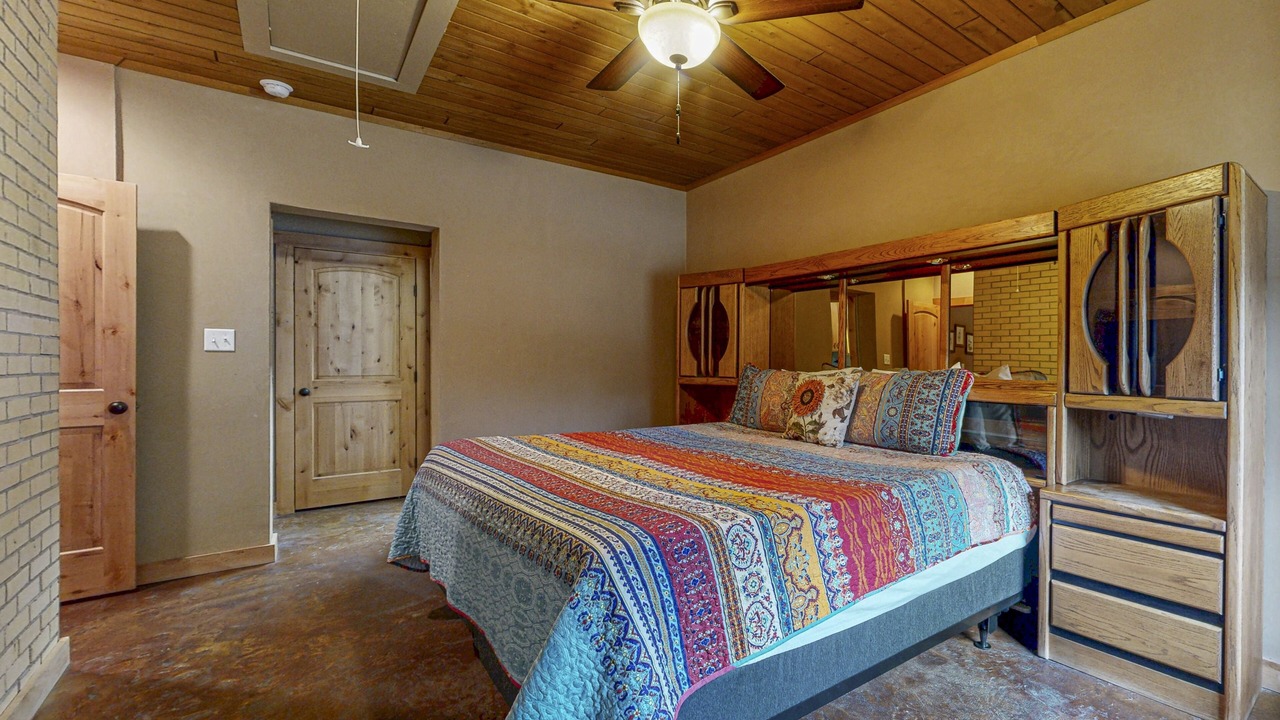 Photo of Bedroom in Burnet