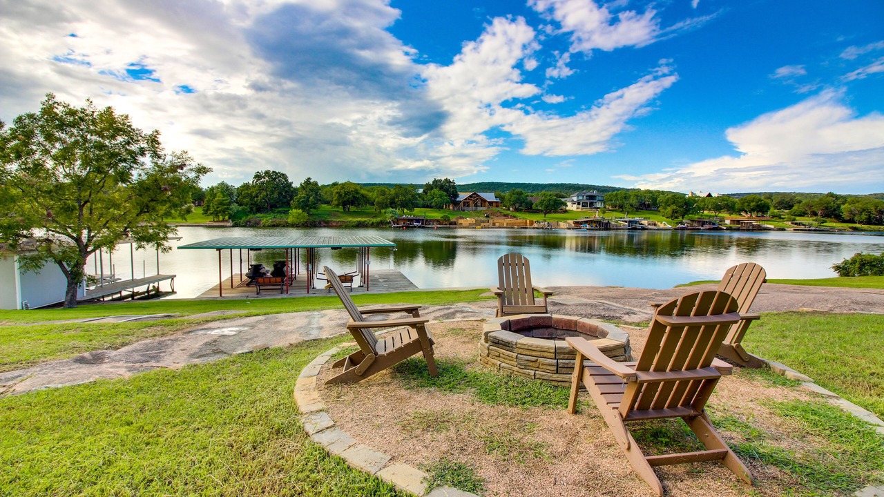 Photo of Patio Balcony in Burnet