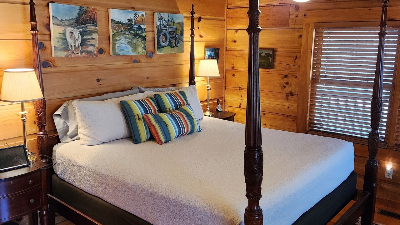 Photo of Bedroom in Ellijay