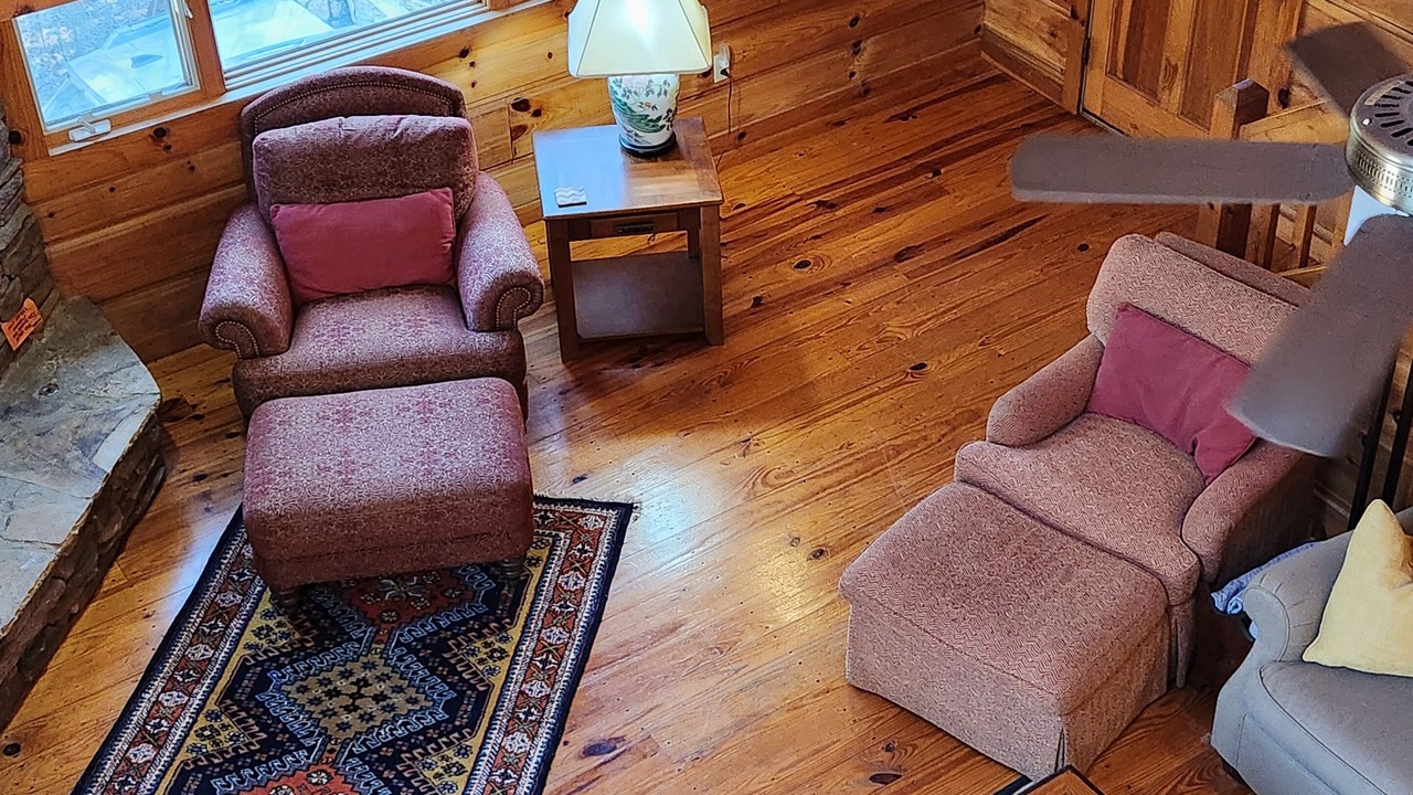 Photo of Livingroom in Ellijay