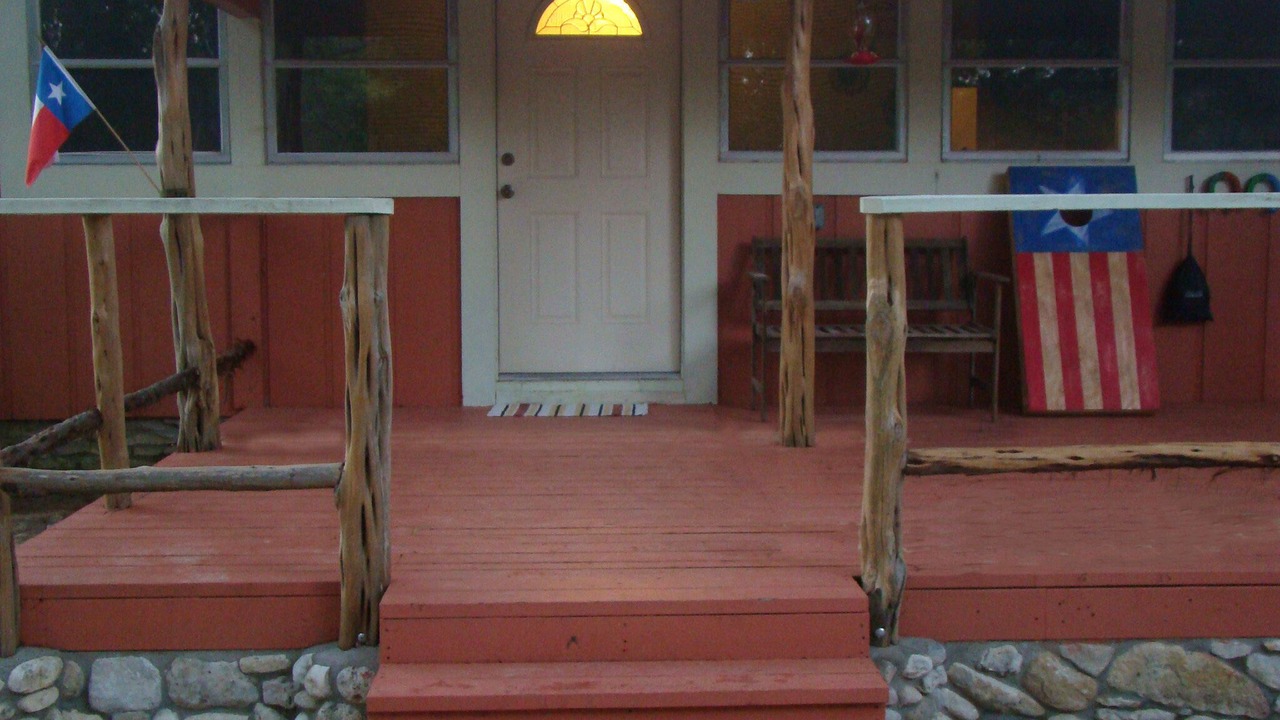 Photo of Outdoor in Leakey