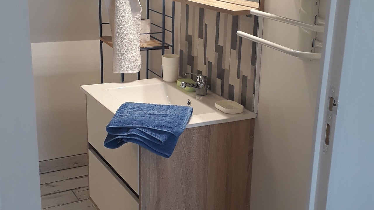 Photo of Bathroom in Colleville-Montgomery
