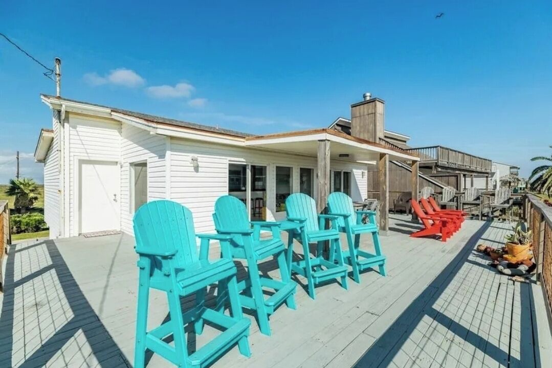 Photo of Patio Balcony in Bermuda Beach