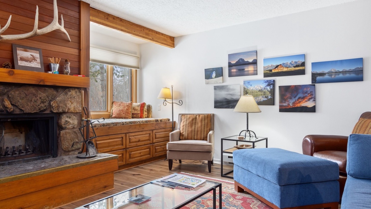 Photo of Livingroom in Moose Wilson Road