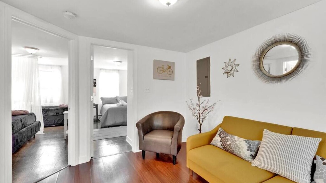 Photo of Livingroom in Norris Square