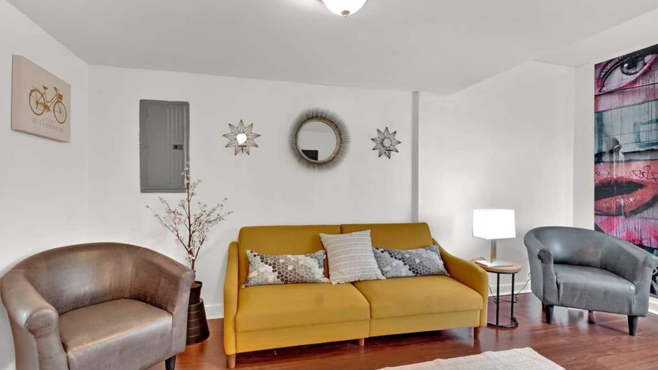 Photo of Livingroom in Norris Square