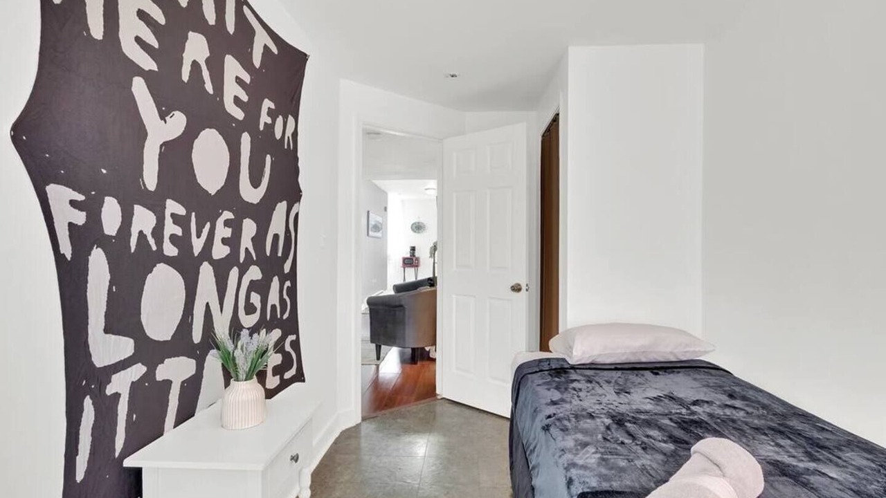 Photo of Bedroom in Norris Square