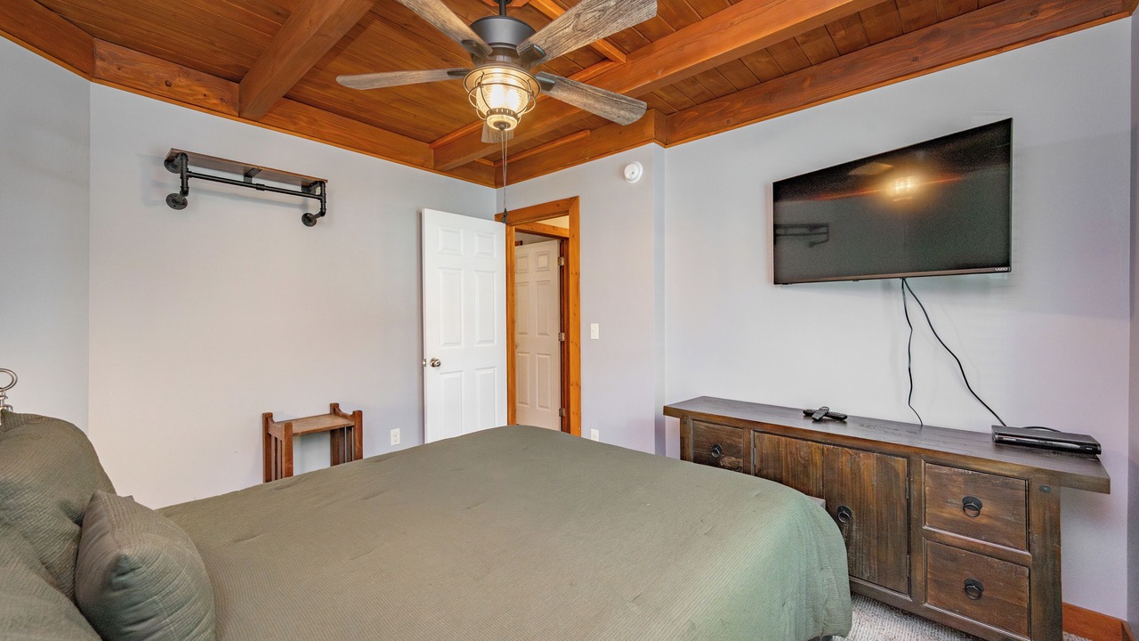 Photo of Bedroom in Thayerville