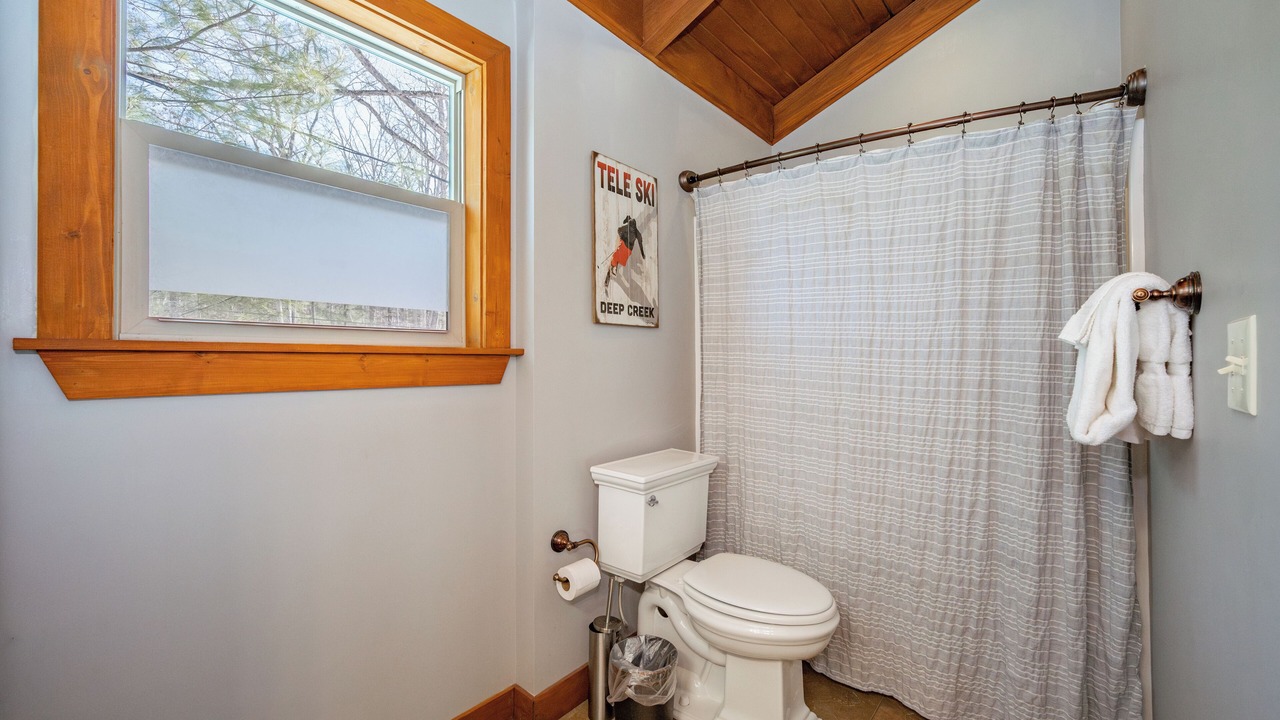 Photo of Bathroom in Thayerville