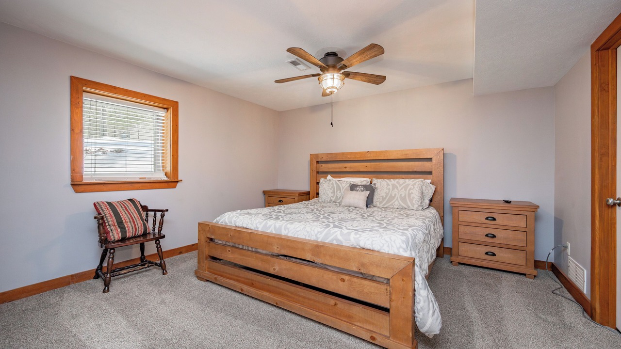 Photo of Bedroom in Thayerville
