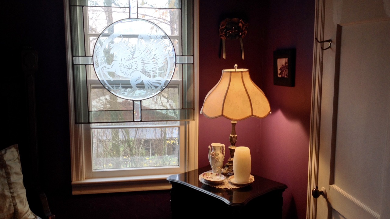 Photo of Bedroom in Eureka Springs Historic District