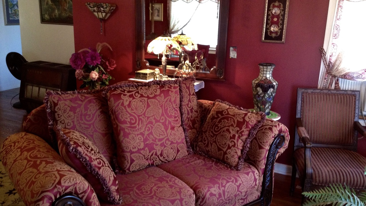 Photo of Bedroom in Eureka Springs Historic District