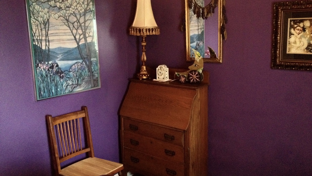 Photo of Bedroom in Eureka Springs Historic District