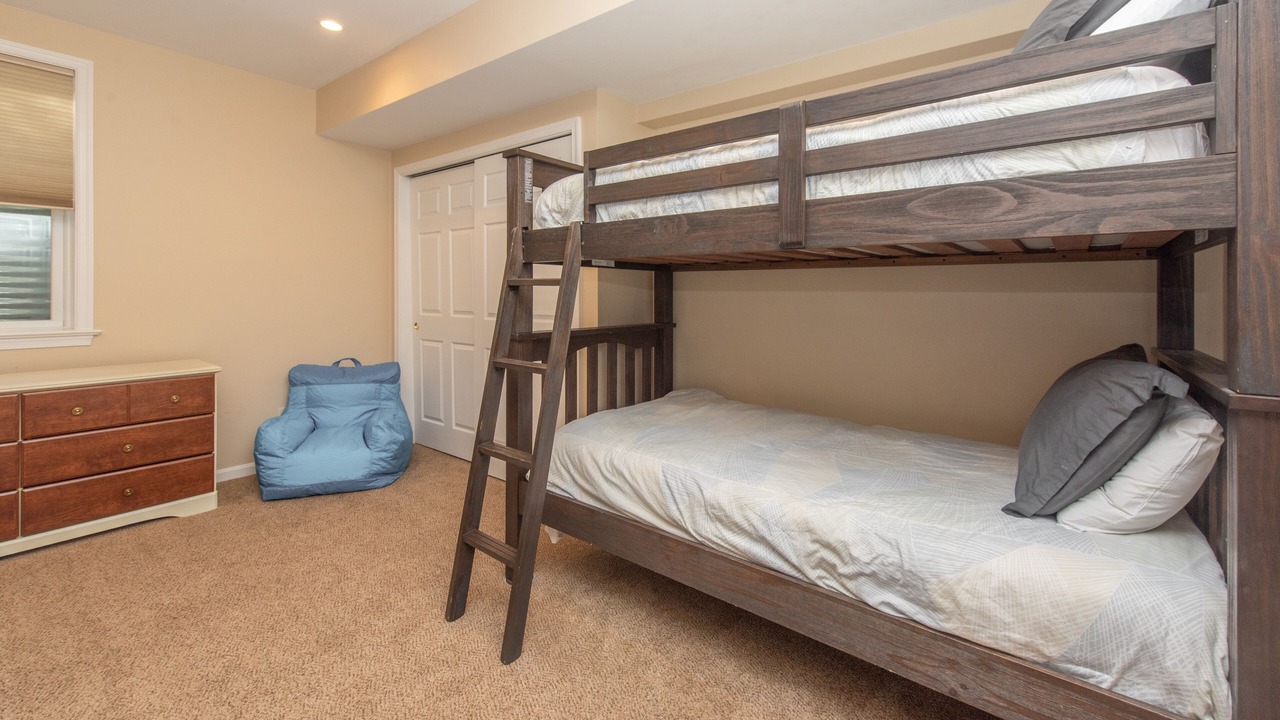 Photo of Bedroom in Thayerville