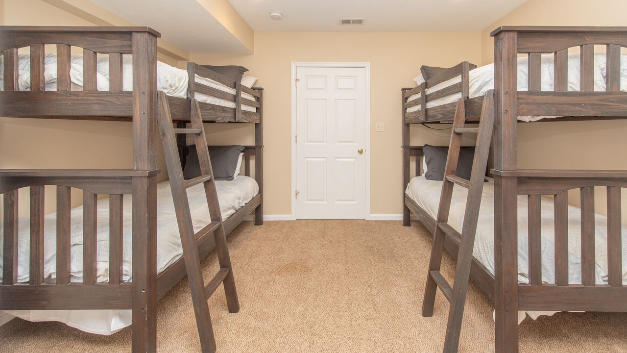 Photo of Bedroom in Thayerville