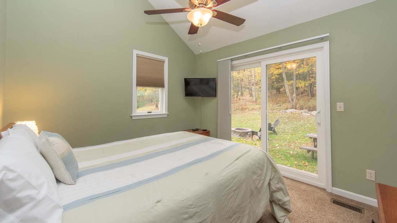 Photo of Bedroom in Thayerville