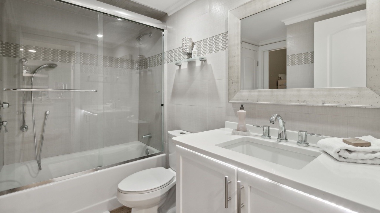 Photo of Bathroom in Fernandina Beach