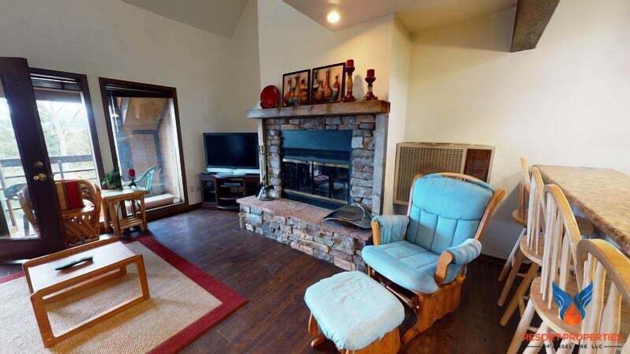 Photo of Livingroom in Angel Fire