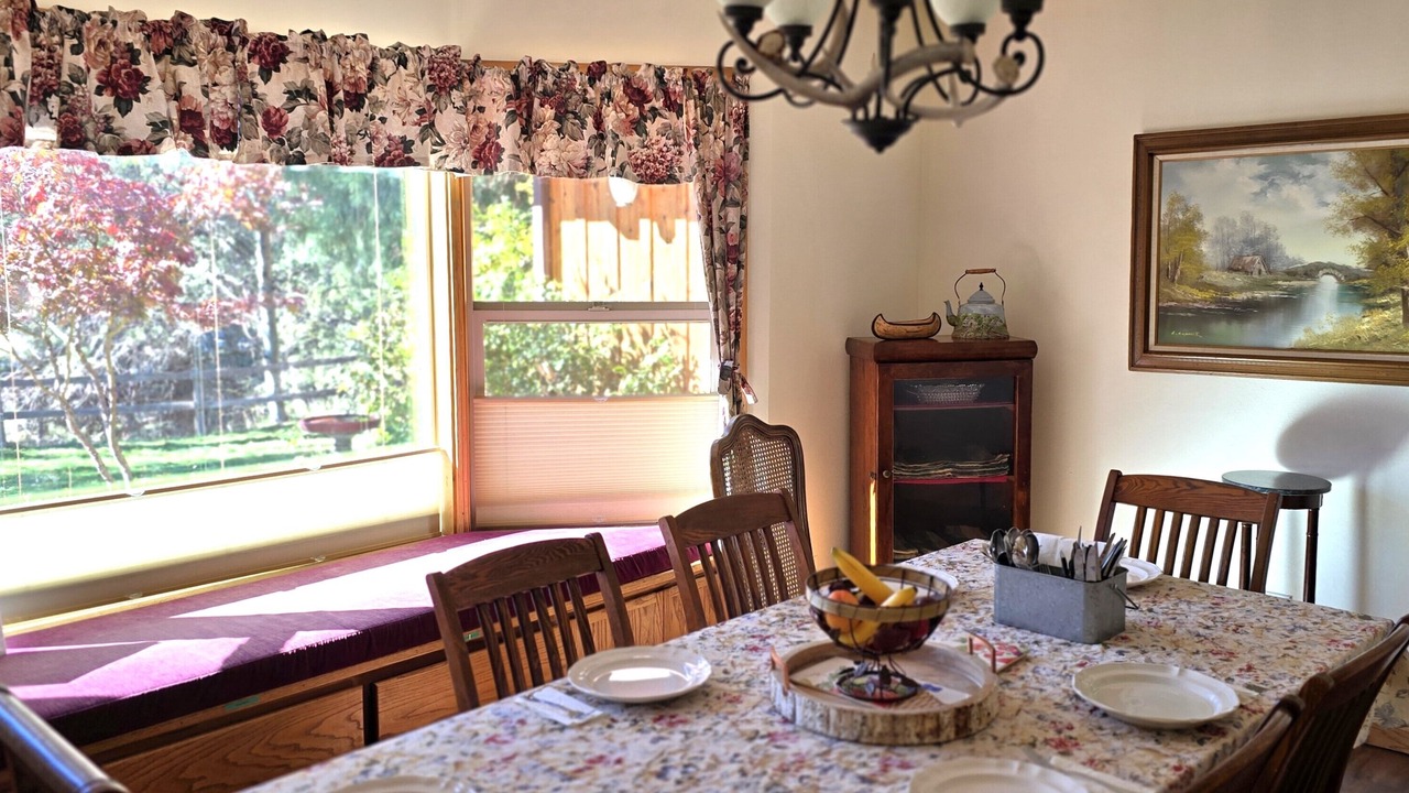 Photo of Bedroom in Klamath Falls