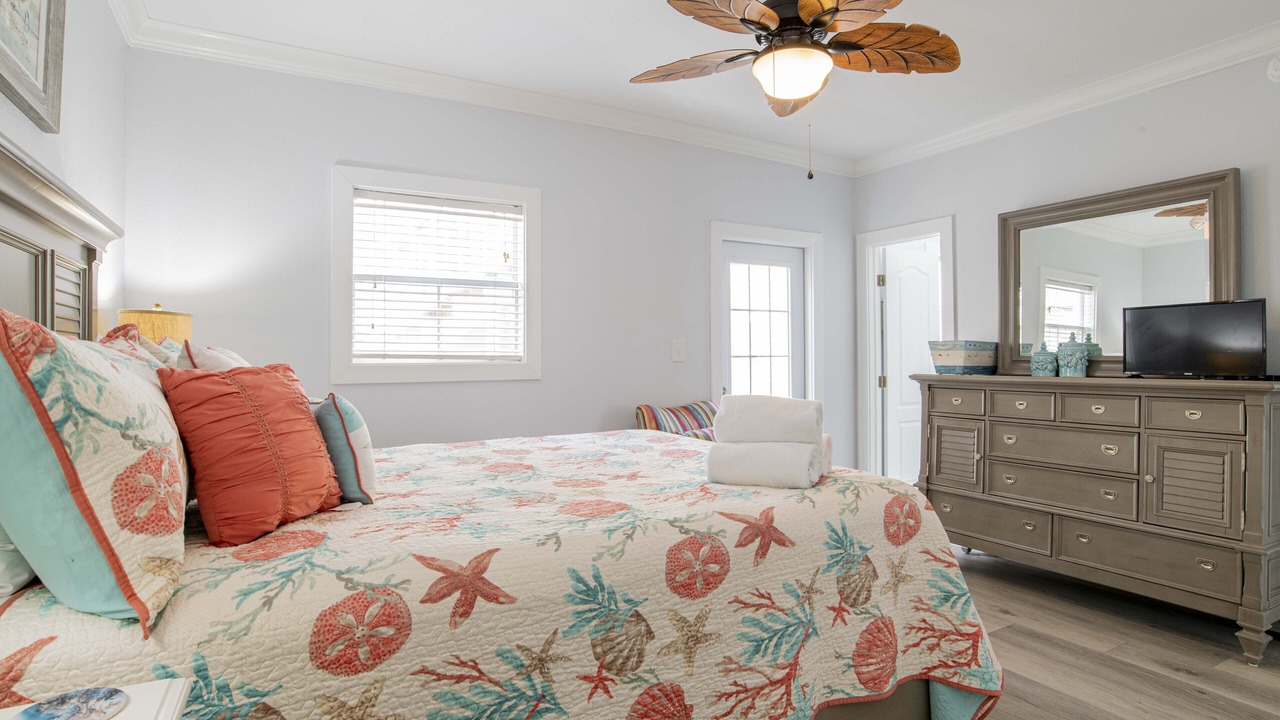 Photo of Bedroom in Ono Island