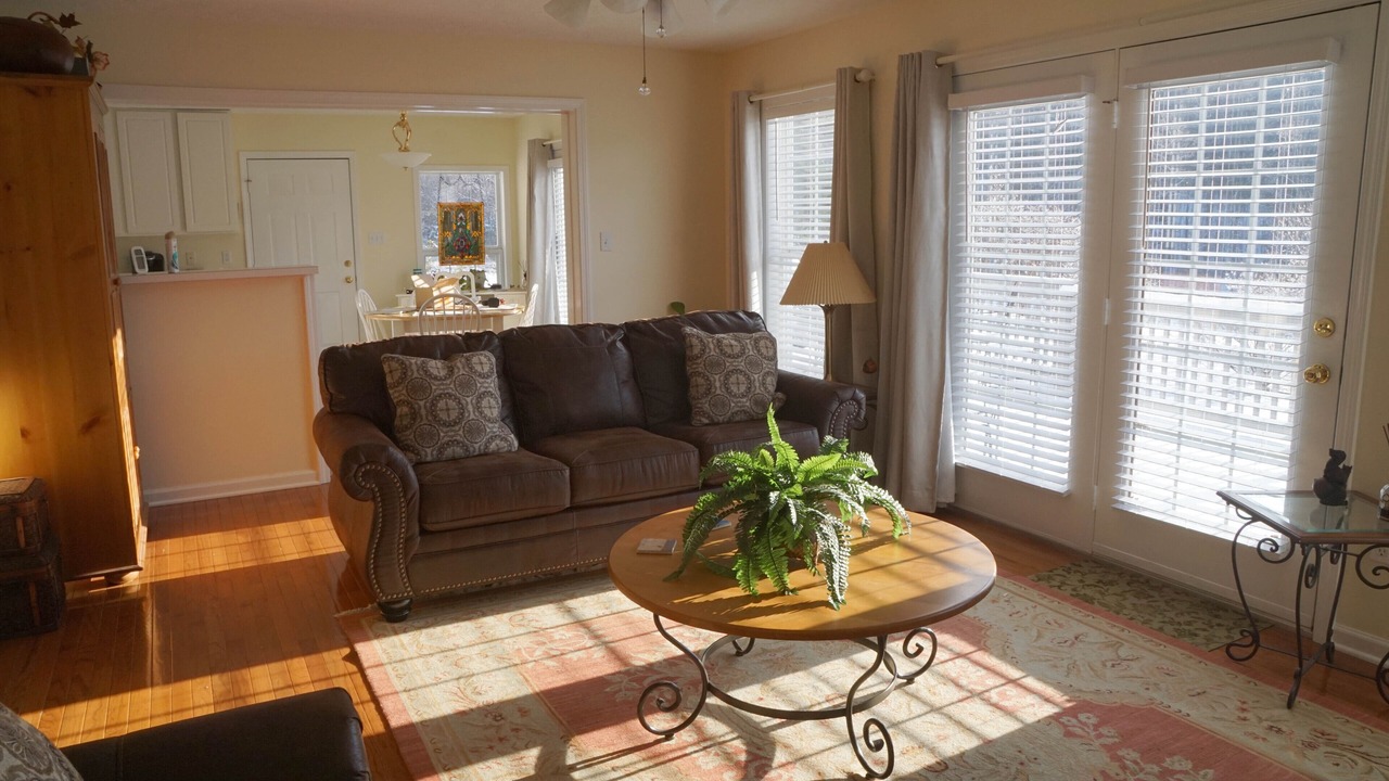 Photo of Bedroom in Lovingston