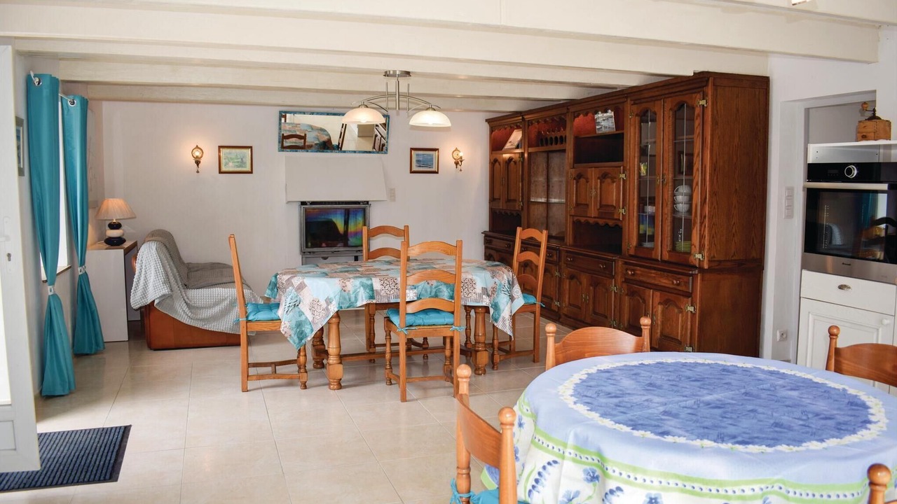 Photo of Bedroom in Plevenon