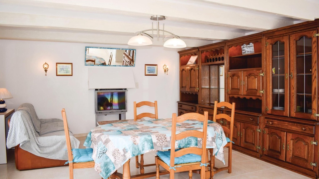Photo of Bedroom in Plevenon