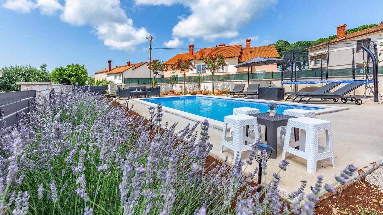 Photo of Outdoor in Marcana