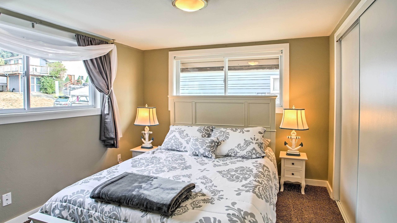 Photo of Others in McKenna