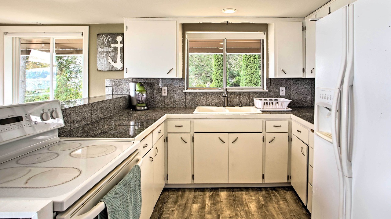 Photo of Others in McKenna