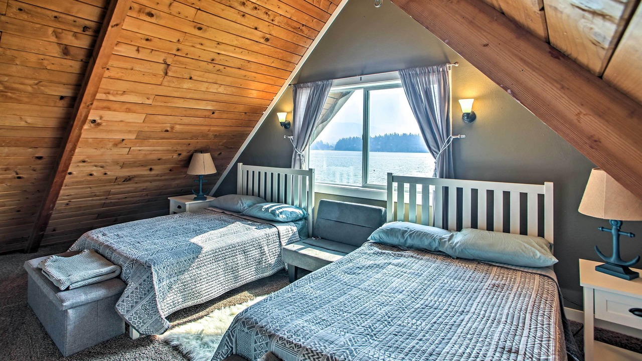 Photo of Others in McKenna