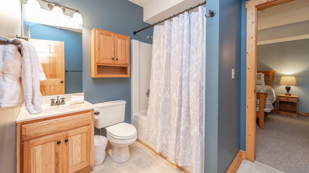 Photo of Bathroom in Mountainside