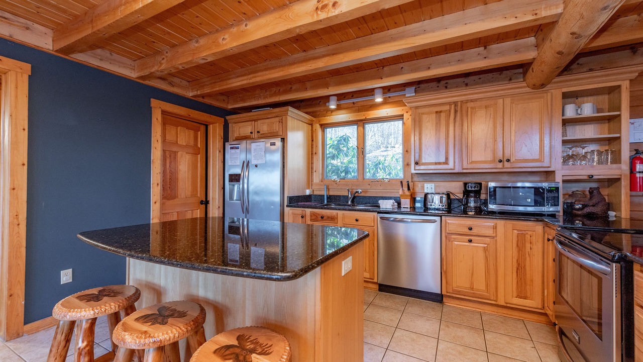 Photo of Kitchen in Mountainside