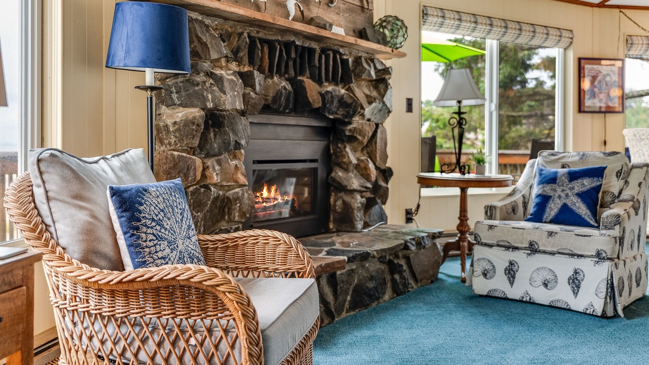 Photo of Livingroom in Cannon Beach