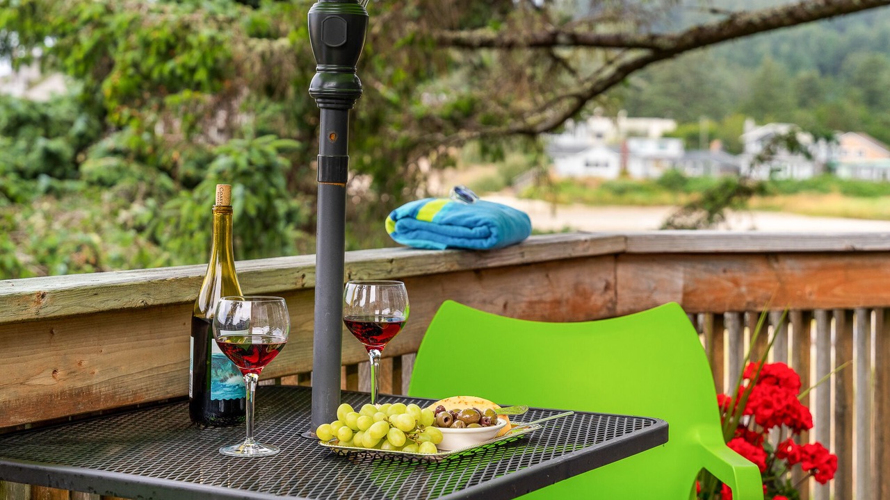 Photo of Others in Cannon Beach