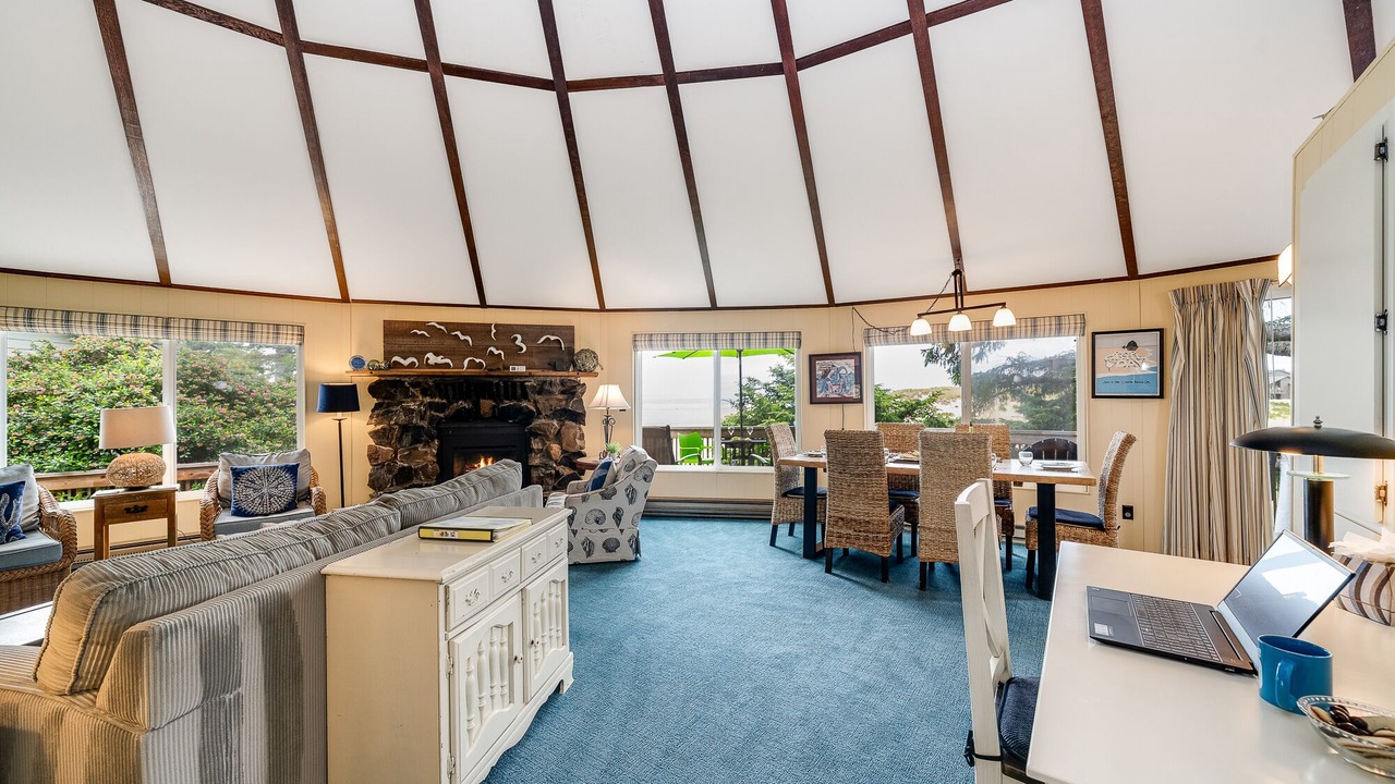 Photo of Others in Cannon Beach