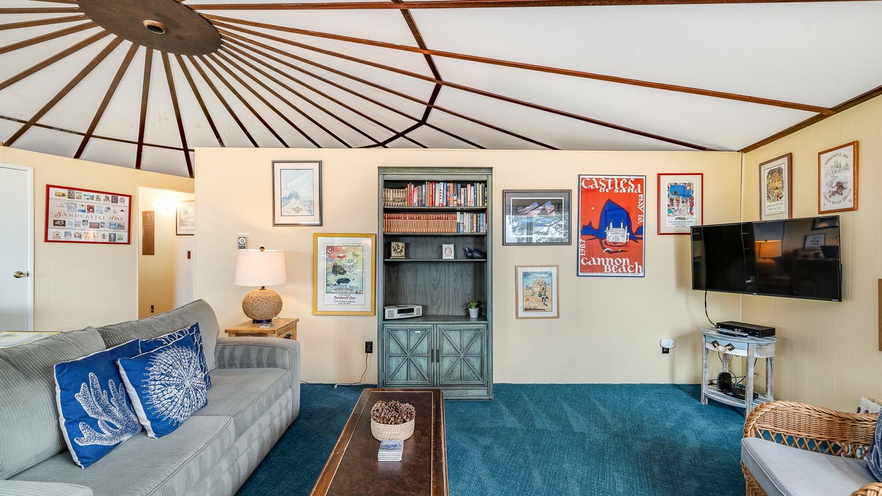 Photo of Bedroom in Cannon Beach