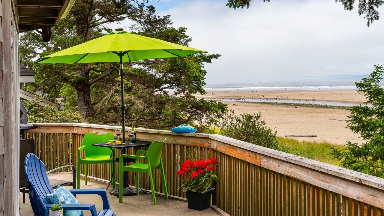 Photo of Others in Cannon Beach