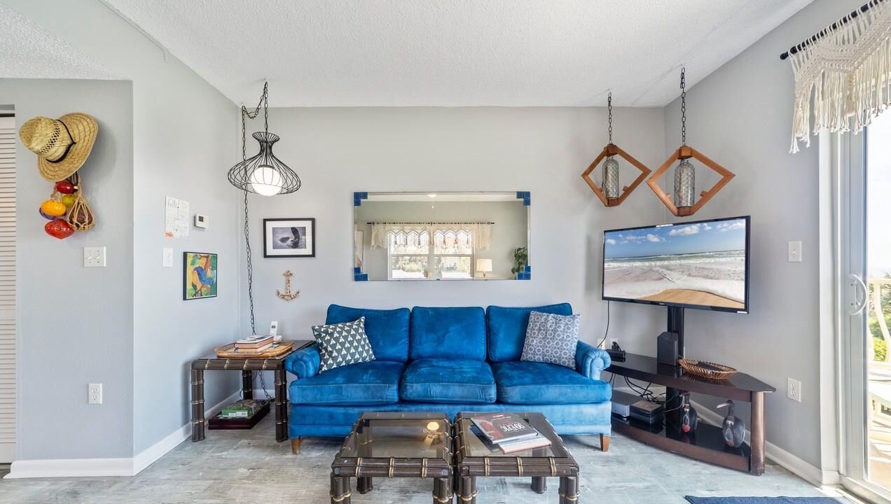 Photo of Livingroom in Butler Beach