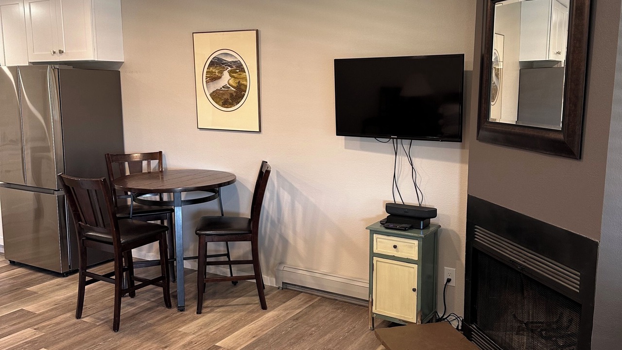 Photo of Livingroom in Fraser