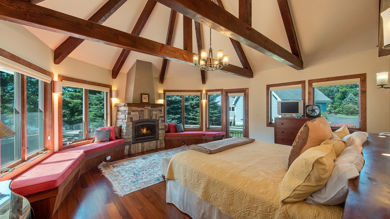 Photo of Bedroom in Waterfront Greens